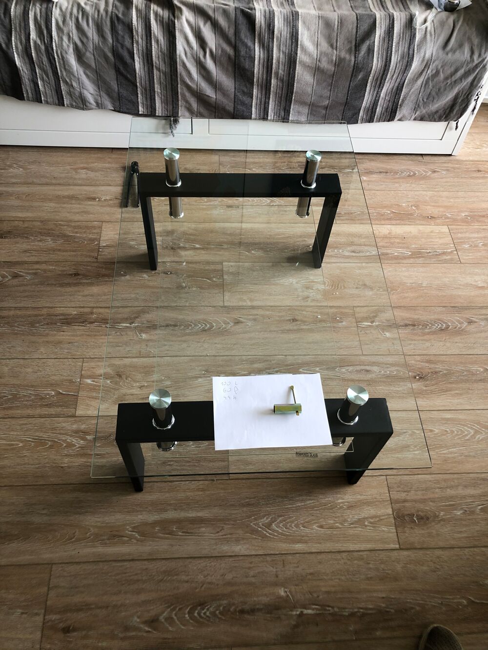 table basse
uniquement livrable sur saint maur Décoration