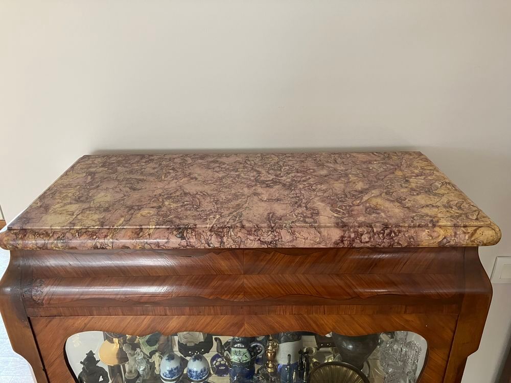 Vitrine style Louis XV, excellent &eacute;tat, 500 euros Meubles