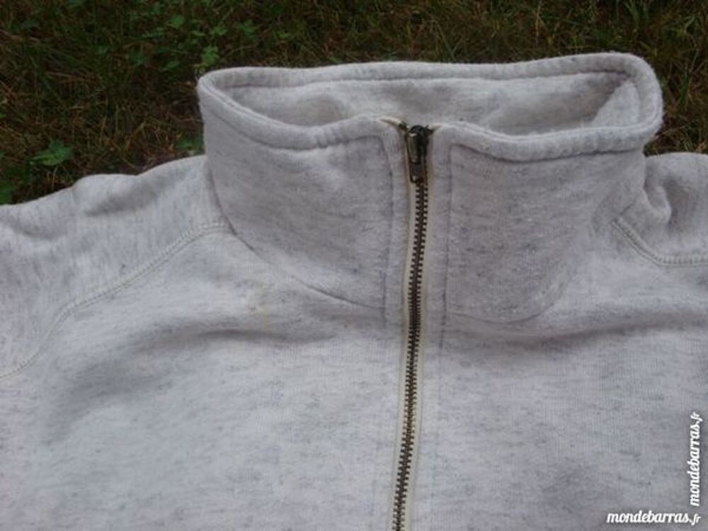 Surv&ecirc;tement pour homme marque DECATLON Vêtements