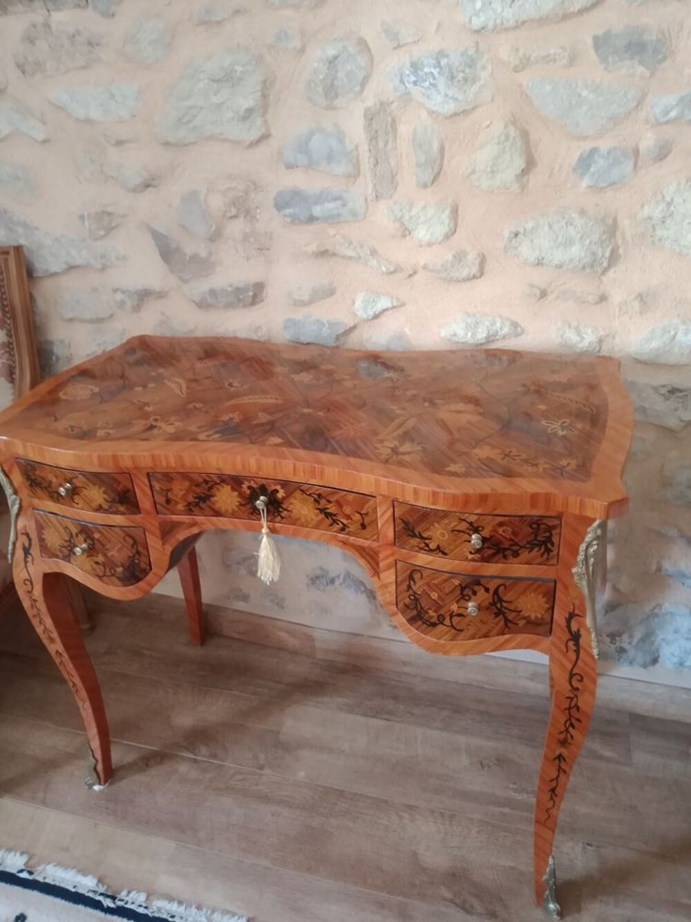 Bureau table style Louis XV Meubles