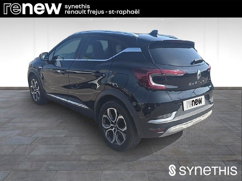 Captur E-Tech Plug-in 160 - 21 Intens 2021 occasion 83600 Fr&eacute;jus