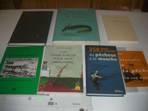 7 LIVRES DE PÊCHE N° 234 à 240 1 Roques (31)