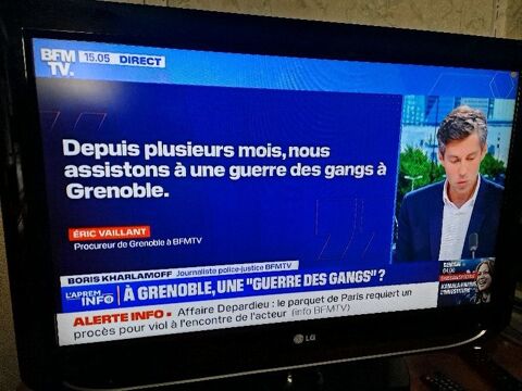  tlvision 80 cm LG 100 Villeneuve-le-Roi (94)