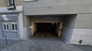  Parking / Garage à louer 12 m²