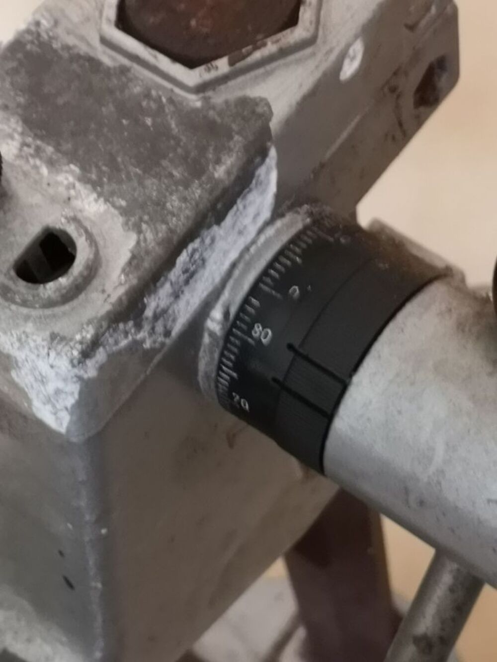 Support de Per&ccedil;age &agrave; Colonne Bricolage