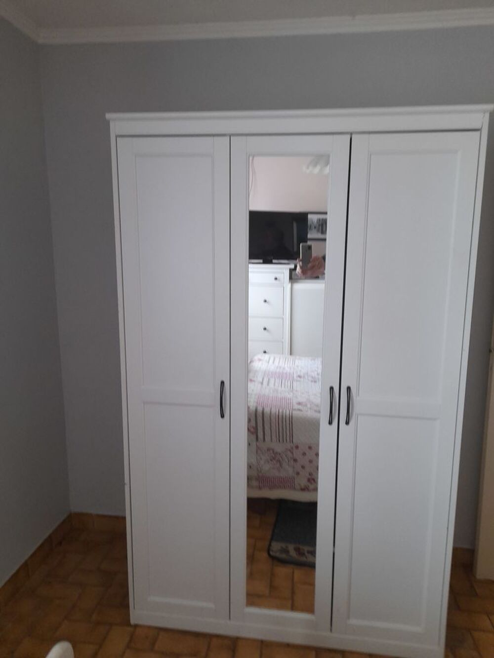penderie 3 portes avec glace Meubles