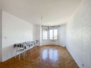  Appartement à louer 3 pièces 55 m²