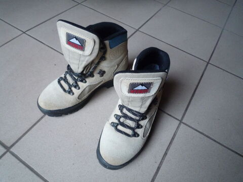 Chaussures de marche femme Taverny (95)