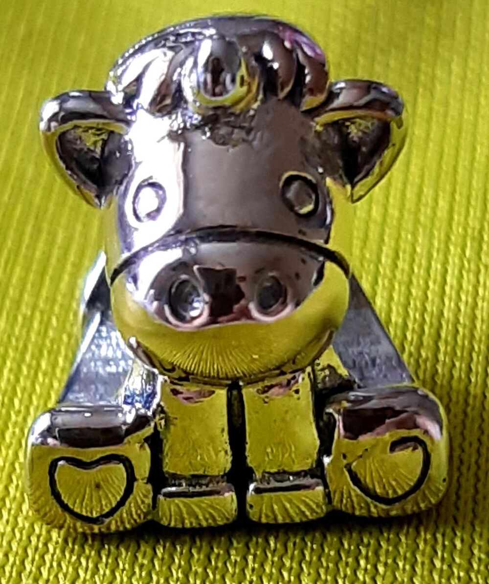Charm vache argent Bijoux et montres