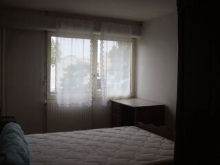  Appartement à louer 3 pièces 69 m²