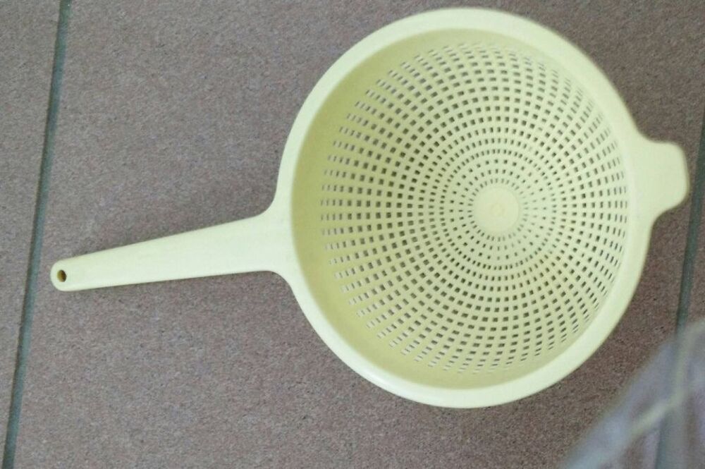 diff&eacute;rant ustensiles de cuisine neuf Cuisine