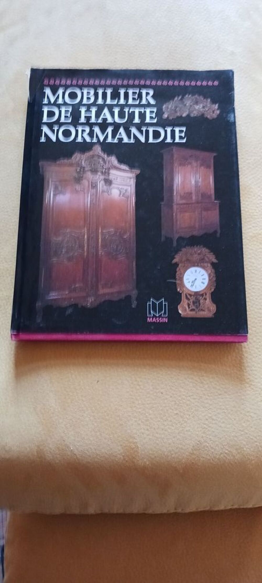 Petite armoire Normande en ch&ecirc;ne
Meubles