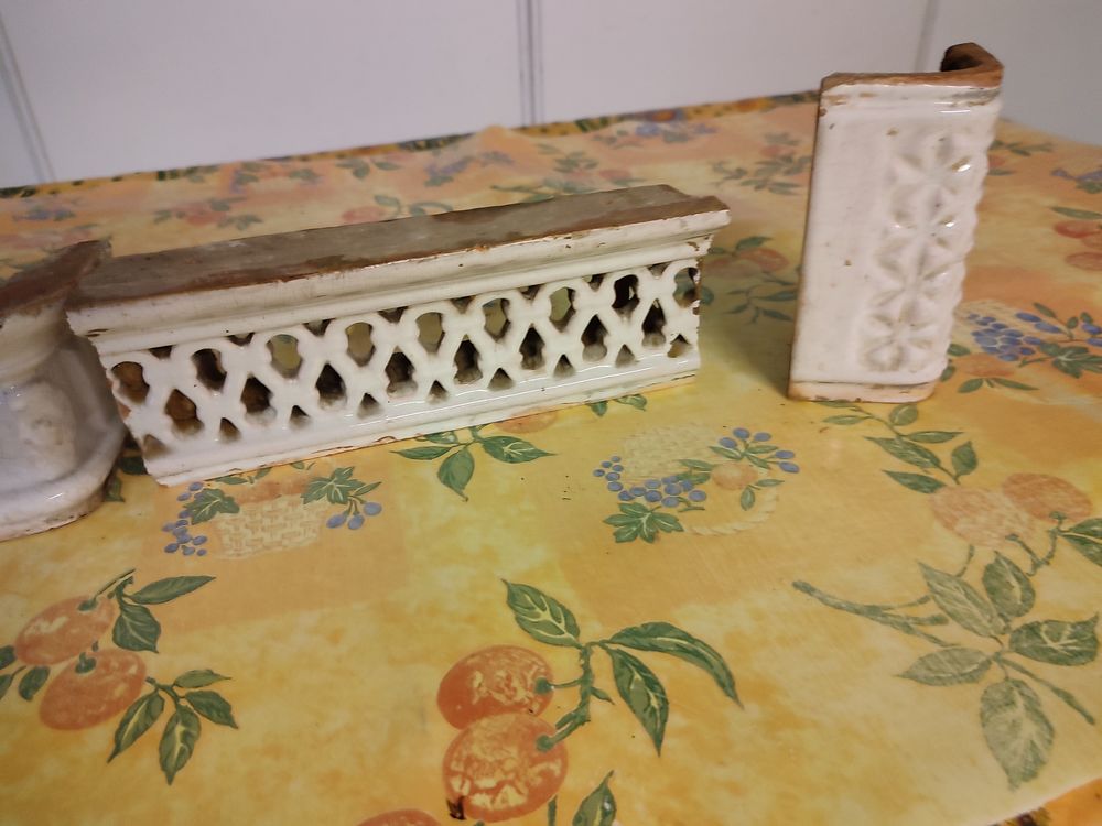 &eacute;l&eacute;ment de fourneau en faience Décoration