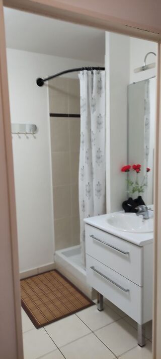  Appartement à louer 2 pièces 35 m²