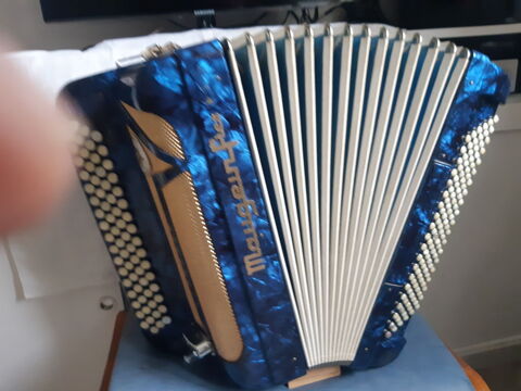 Accordéon MAUGEIN FRERES 850 Le Mans (72)