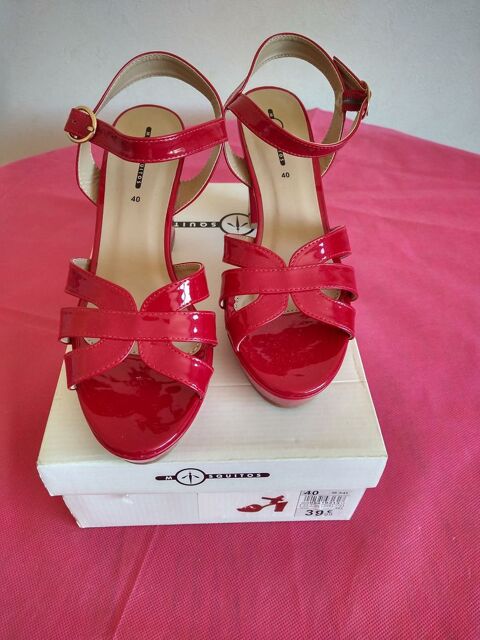 chaussure rouge  10 Heugnes (36)