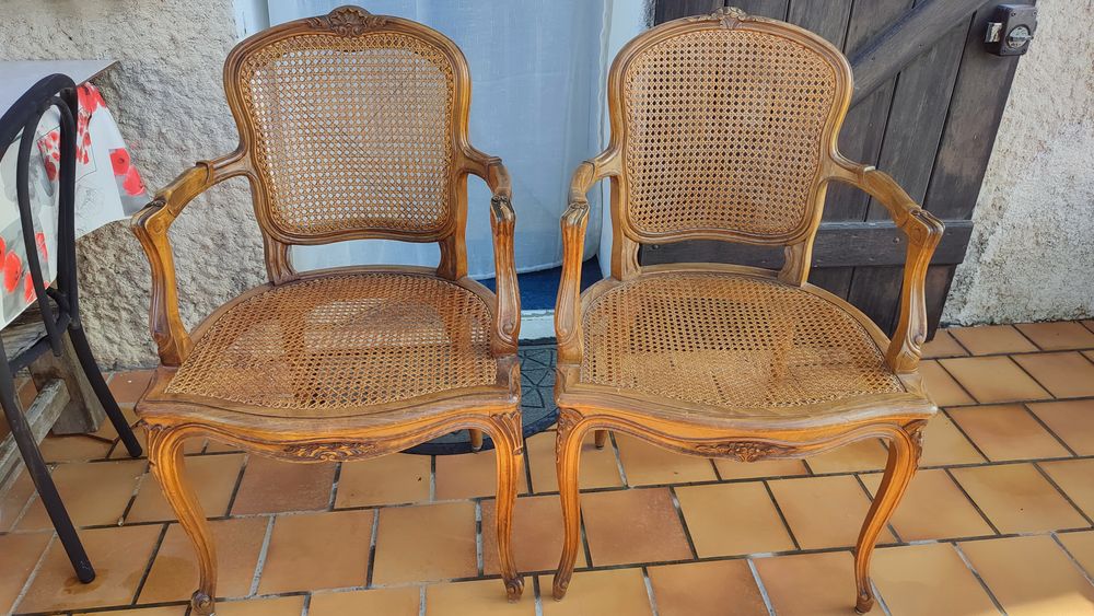 Fauteuil cann&eacute; Louis xv tr&egrave;s bon &eacute;tat Meubles