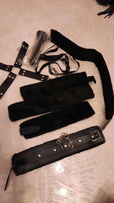 tenue coquine et jiouet 15 Dieppe (76)