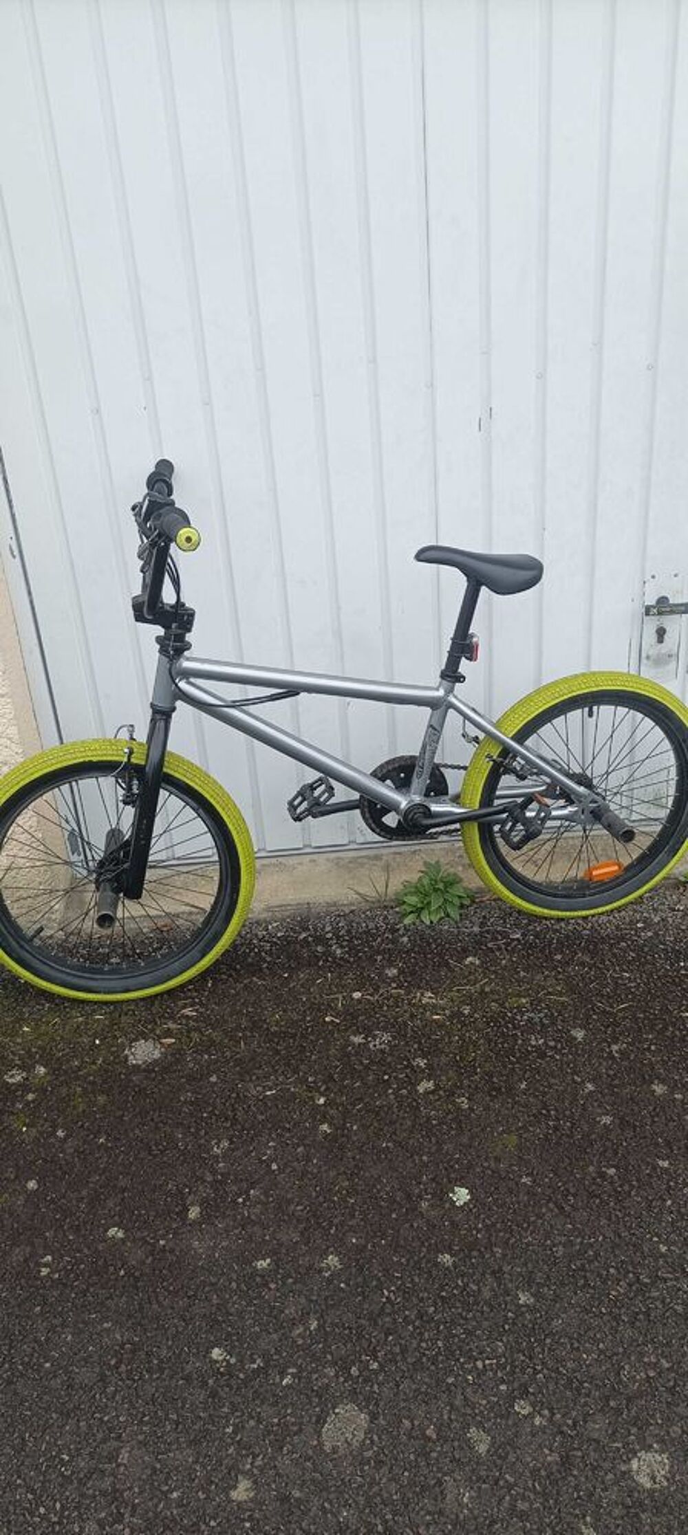v&eacute;lo bmx wipe 520 Vlos