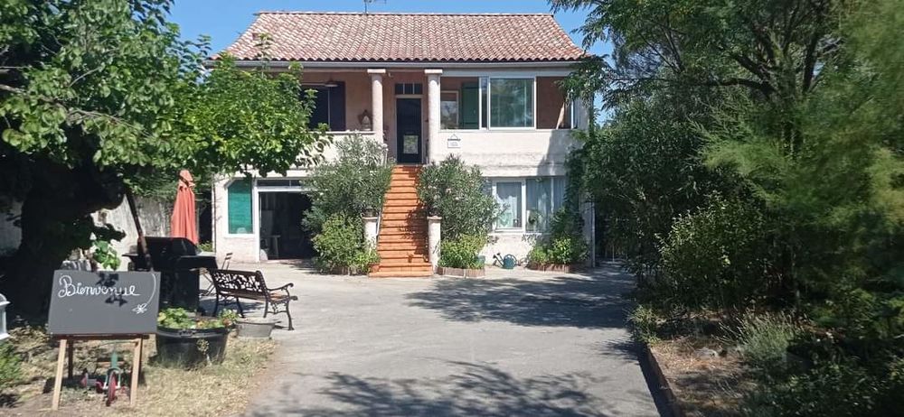 Maison 10 pièces 200 m² · à Les Mages · 200 m² · 289 000 €