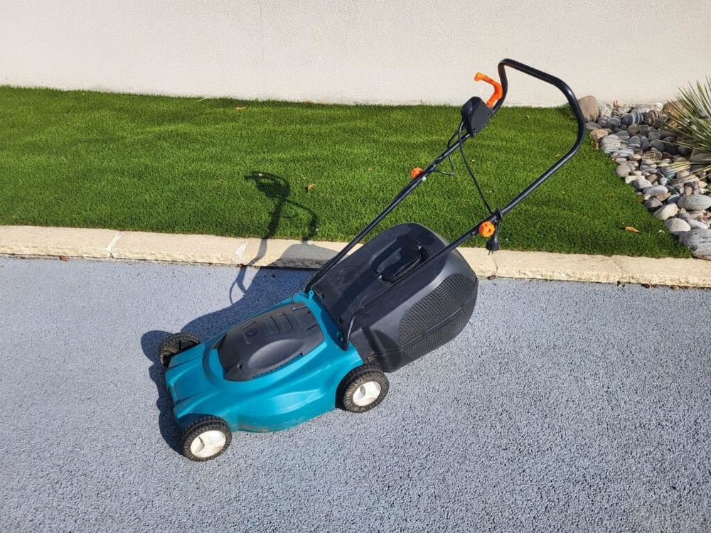 tondeuse electrique Jardin