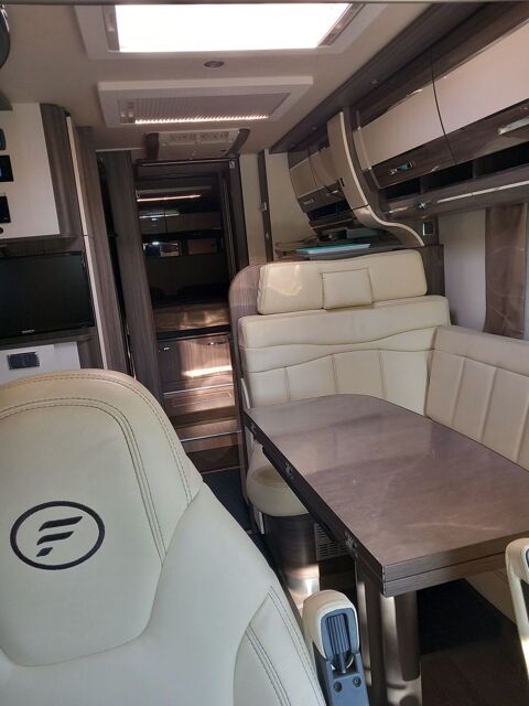 FLORIUM Camping car 2016 occasion St Aygulf 83370
