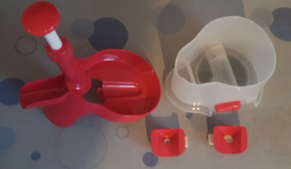 D&eacute;noyauteur pour petits fruits Cuisine