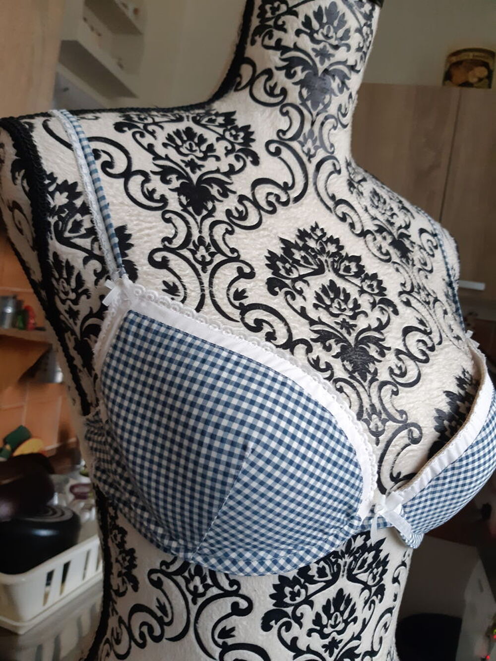 soutien gorge ETAM vichy bleu et blanc NEUF T 90C
Vêtements