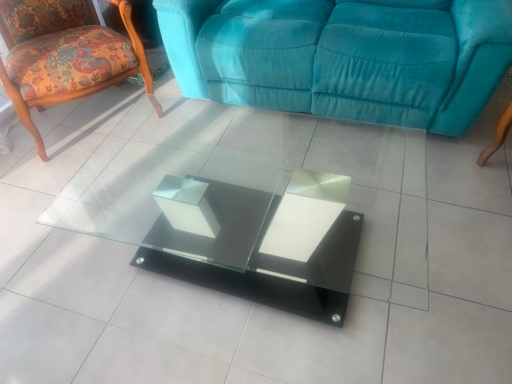Table de salon en verre Meubles