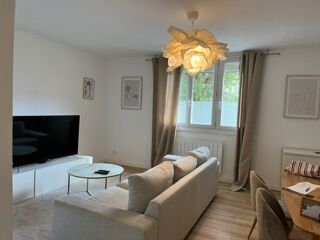  Appartement à louer 4 pièces 65 m²