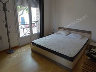  Appartement à louer 3 pièces 83 m²