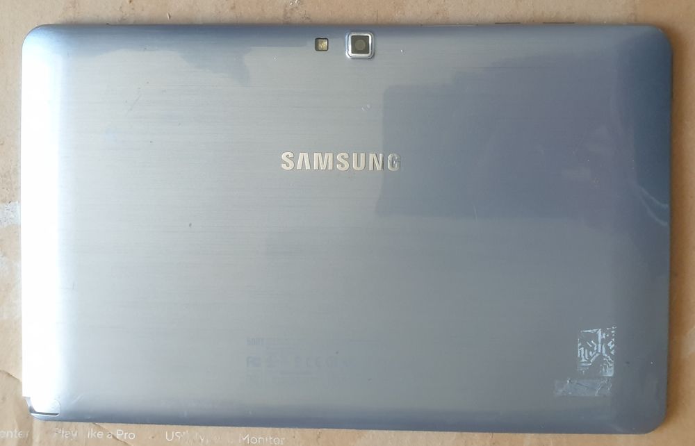 Lot tablettes pour pi&egrave;ces 7 Téléphones et tablettes
