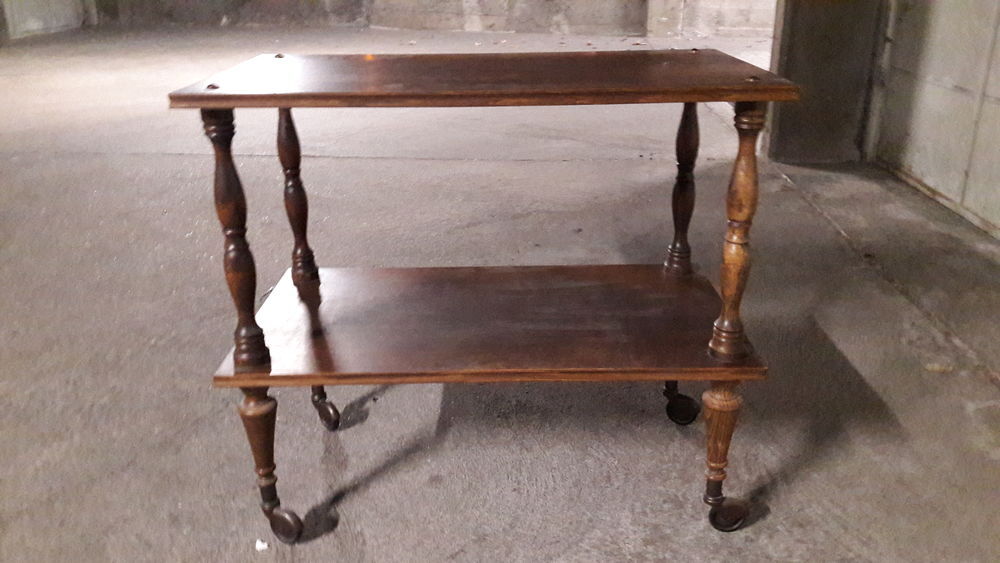 Table &agrave; roulette Meubles
