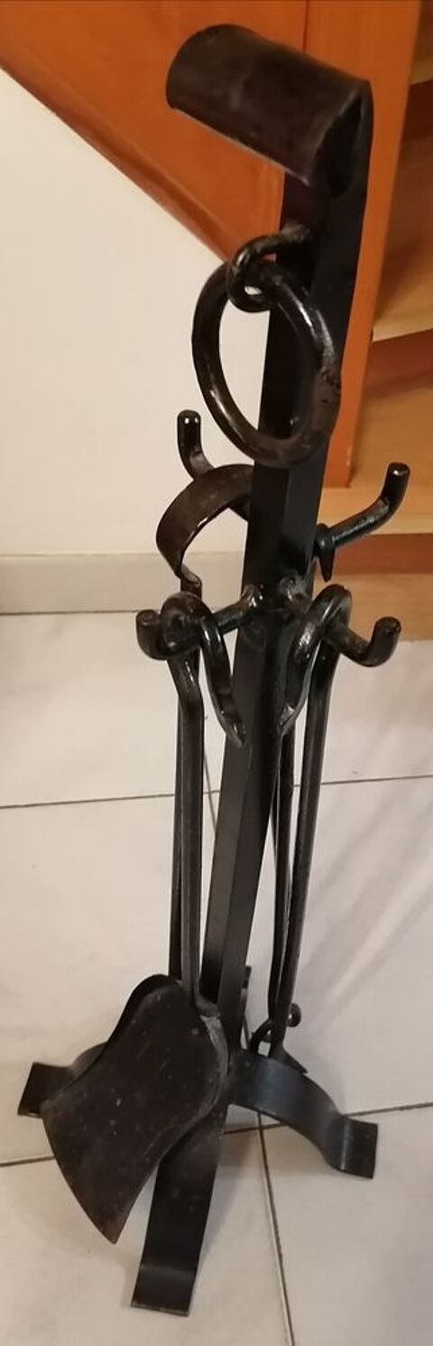 Serviteur de Chemin�e en acier avec 4 accessoires 30 Bretteville-sur-Laize (14)