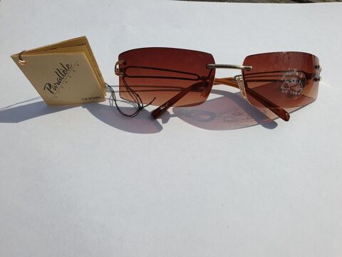 Lunettes solaires, doré Parallèle For woman Vintage NEUF 13 Antony (92)