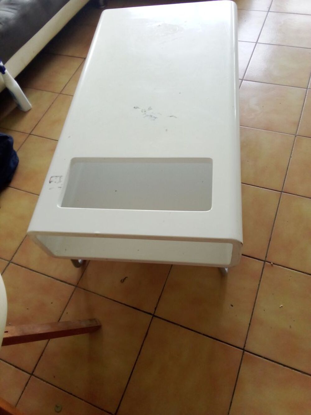 1table basse de salon 1table rouge de salon 1meuble T Meubles
