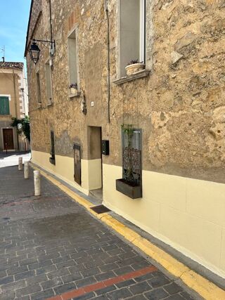  Immeuble � vendre 240 m�