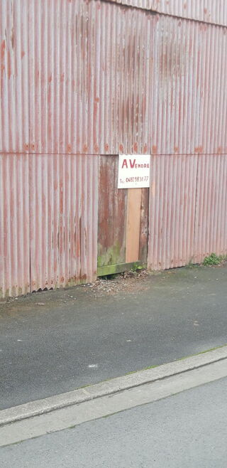 Parking / Garage à vendre 138 m²