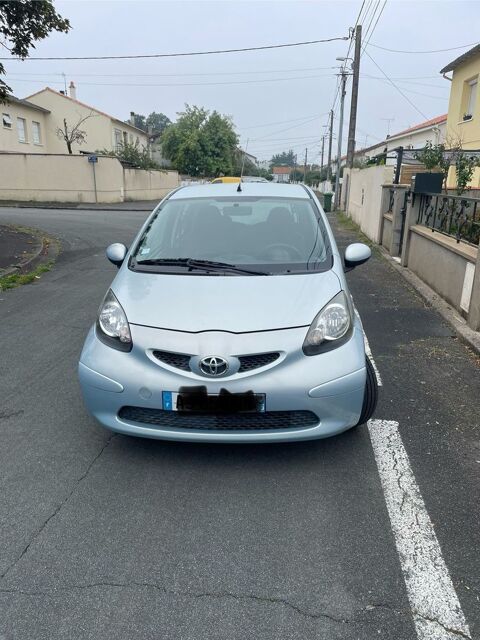 Toyota aygo 1.4 diesel en très bon éta