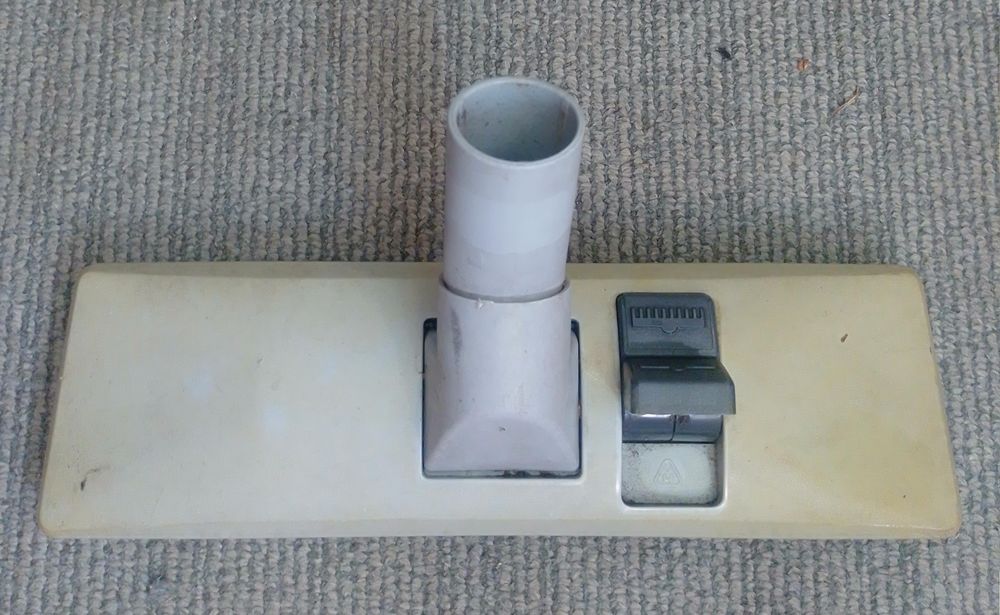 brosse aspirateur Electroménager