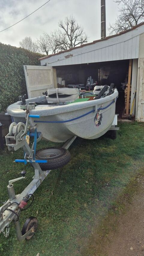 Bateaux &agrave; moteur P&ecirc;che-promenade 2009 occasion Villefranche-de-Rouergue 12200