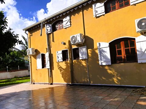  Maison � louer 4 pi�ces 130 m�