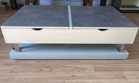 Table basse Stuttgart en cramique argile Cuir Center
550 Bourges (18)