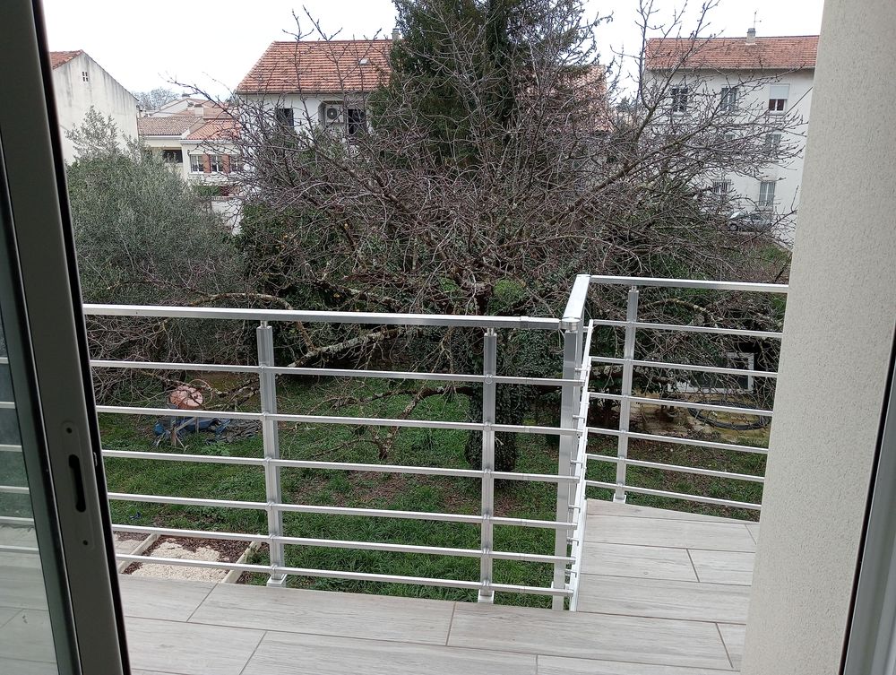 Location Appartement Appartement de Standing proche centre-ville, très calme. Alès