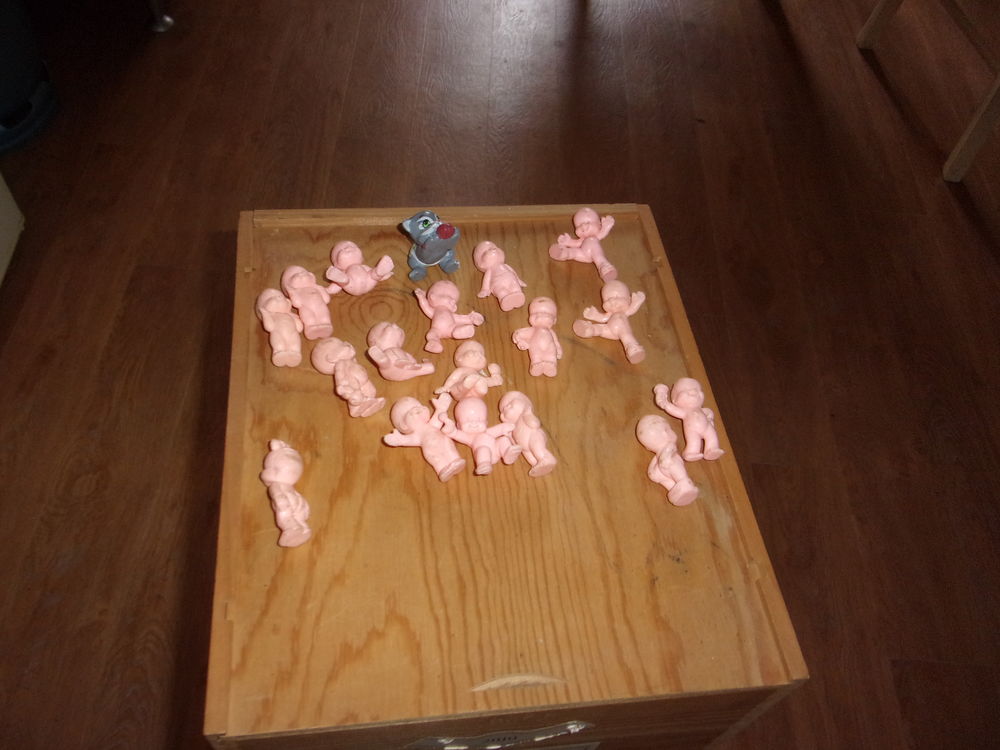 lot de b&eacute;bises Jeux / jouets