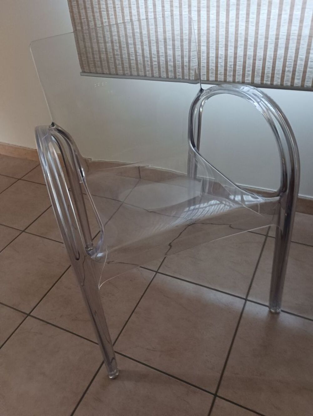 LOT DE 4 FAUTEUILS marque "4PIEDS" Meubles