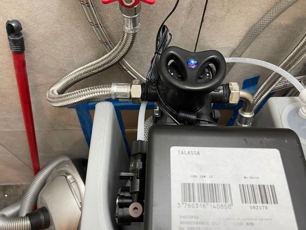 Adoucisseur d'eau pour maison 
Electroménager