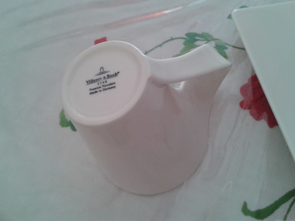 Tasse et soucoupe &agrave; caf&eacute; neuves Villeroy et Boch New Wave Cuisine