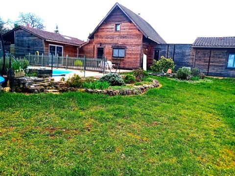   Maison en bois, 6 pices, 144 m sur 7200 m 