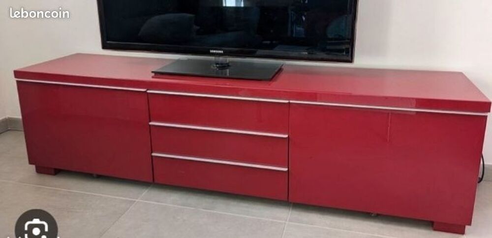 Meuble TV BESTA BURS IKEA rouge laqu&eacute; tr&egrave;s bon &eacute;tat Meubles